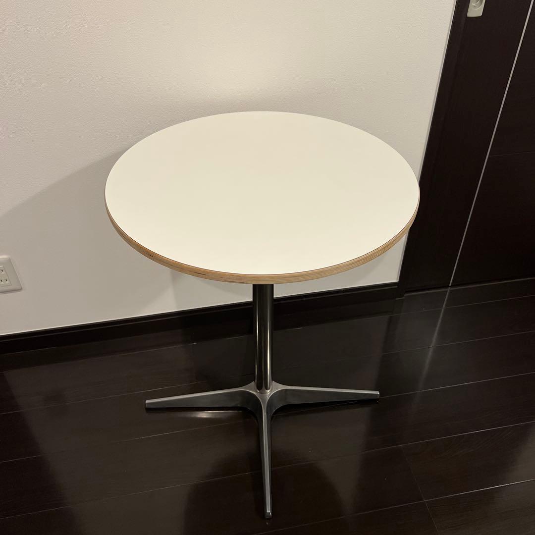 オグレ　ラウンドテーブル