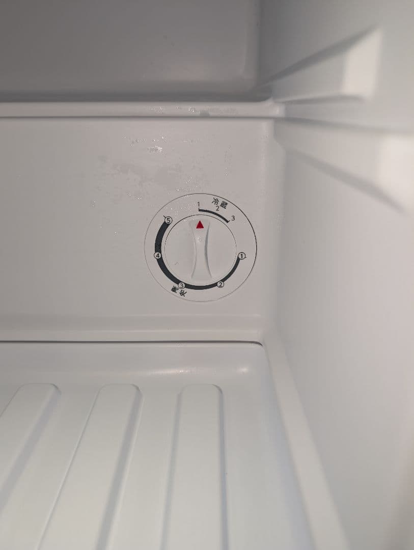 中古美品24年製冷凍庫FZ03A-31WT※一部地域配送設置無料《中段棚無し