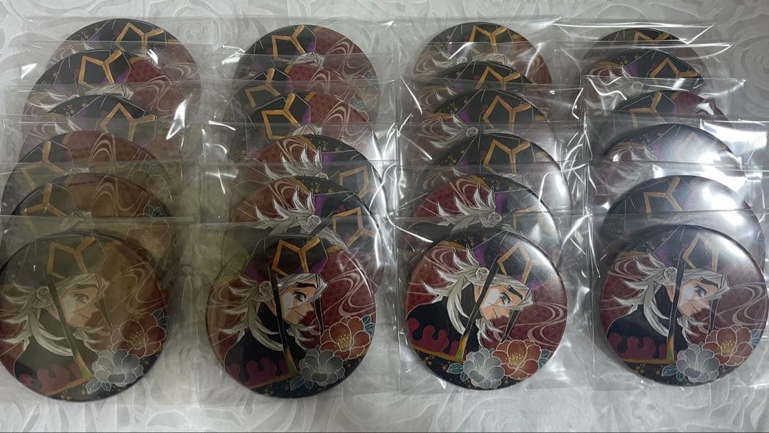 童磨 原作缶バッジ 25個 童磨 原作缶バッジ 25個まとめ 童磨 原作缶バッジ 25個まとめ 鬼滅の刃