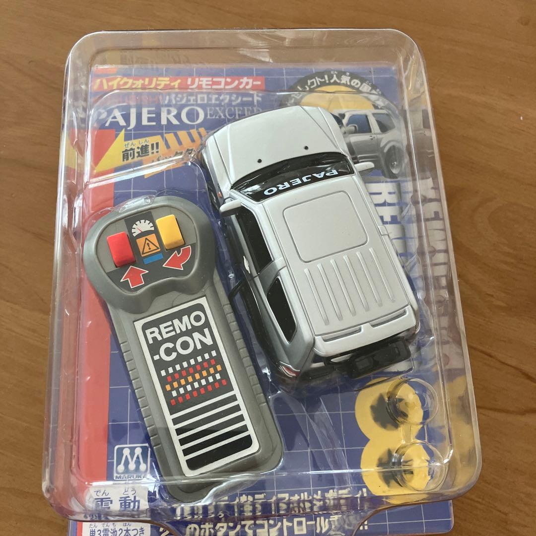 ②【新品未開封】三菱パジェロエクシード ラジコン シルバー リモコン