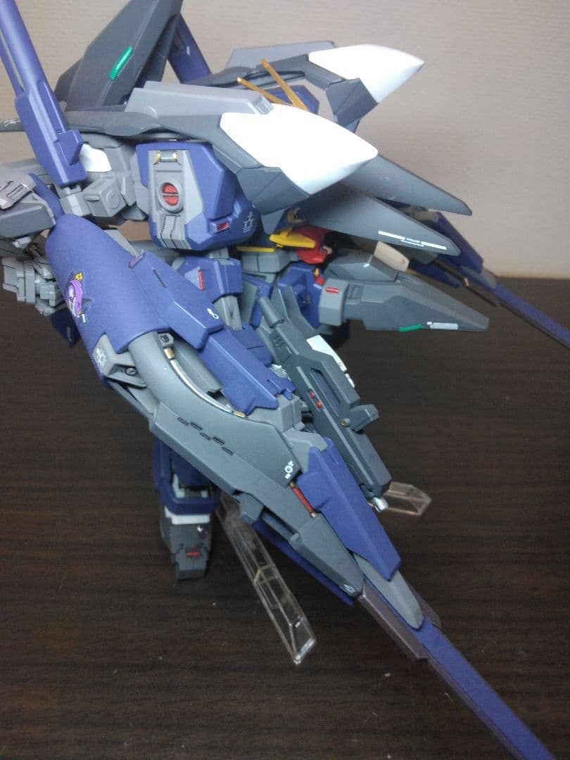 HGガンダムTR-1 ハイゼンスレイ・ラーⅡ全塗装完成品　改造品　　台座付