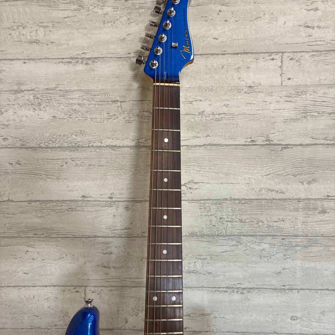 メイビス ストラトキャスター エレキギター