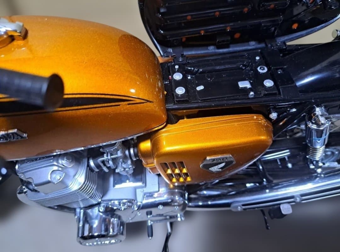 ホンダ　CB750完成品　HONDA B750　FOUR