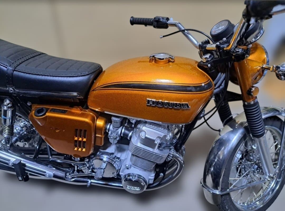 ホンダ　CB750完成品　HONDA B750　FOUR