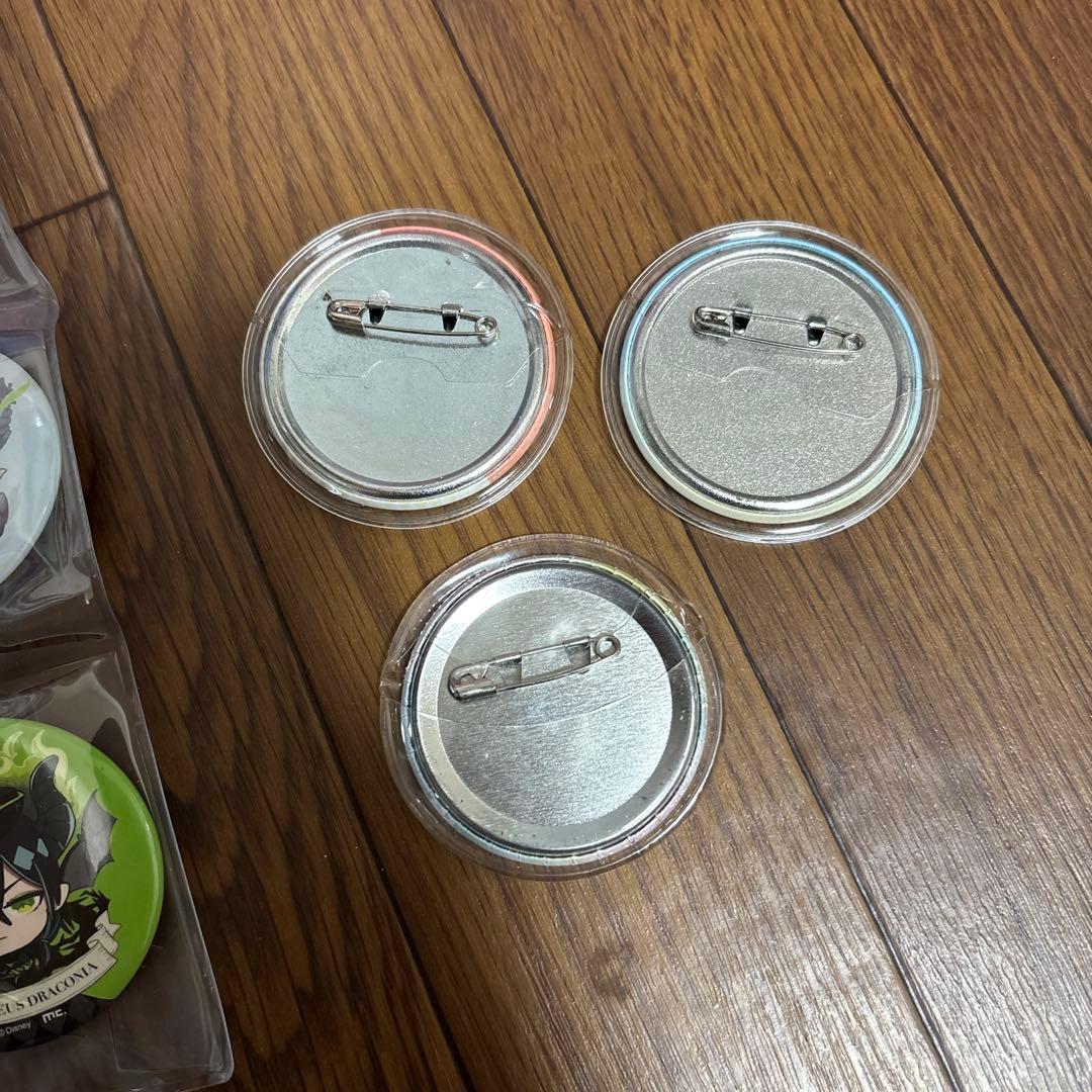 缶バッジ　バラ売り　ハイキュー　ツイステ　文スト　花子くん　まふまふ