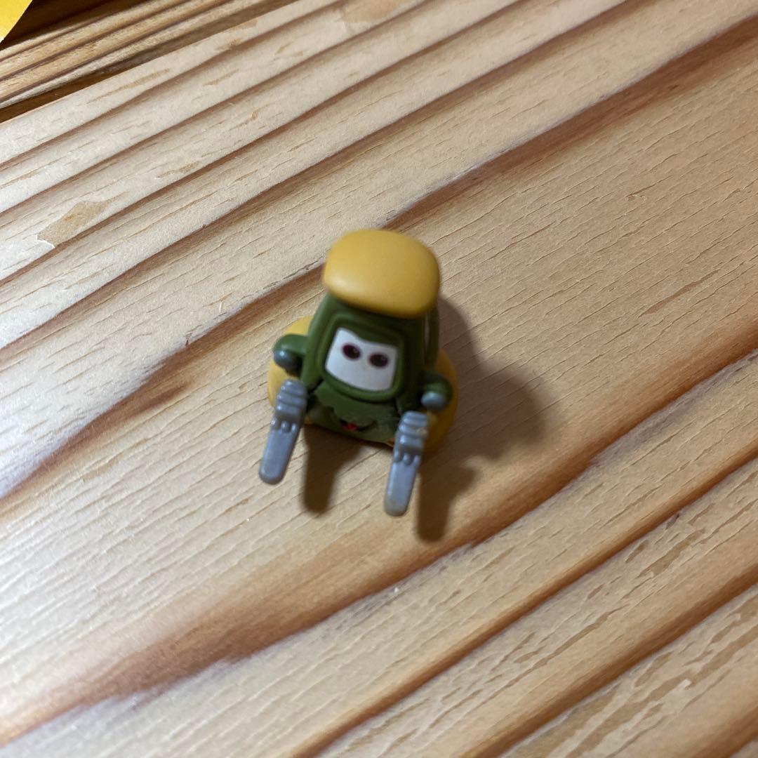 カーズ2 合計18台 マテル社15台＋3台＋大きなワールドマップ - メルカリ