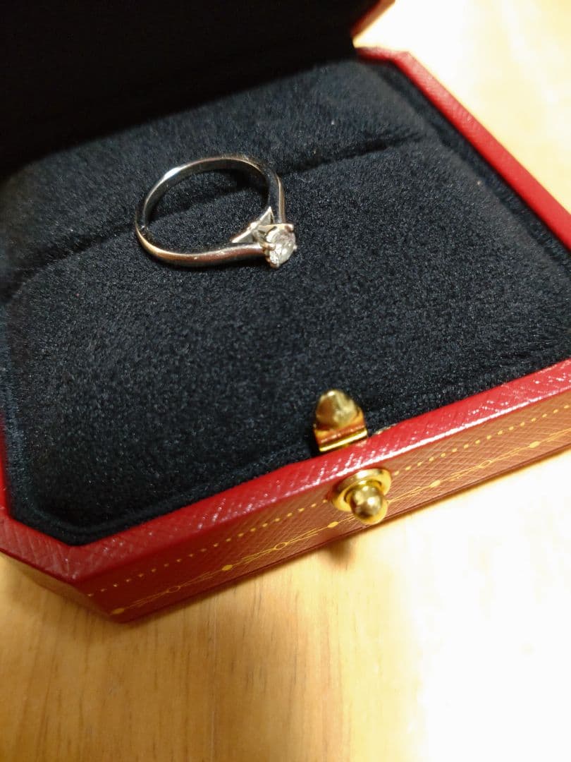 Cartier ダイヤモンドリング ホワイトゴールド