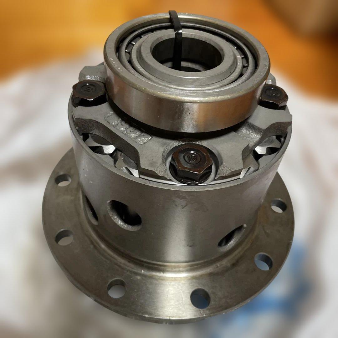 GR86（zn8）用　新車外し 純正トルセンデフ(ベアリング付き）