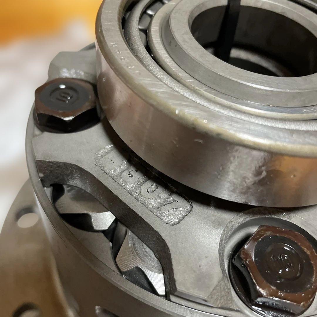 GR86（zn8）用　新車外し 純正トルセンデフ(ベアリング付き）