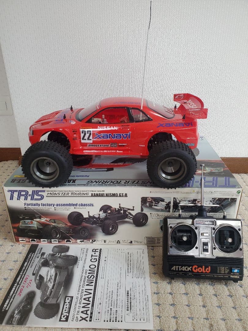 京商XANAVINISMO ザナヴィニスモラジコンカー GTR 4WD