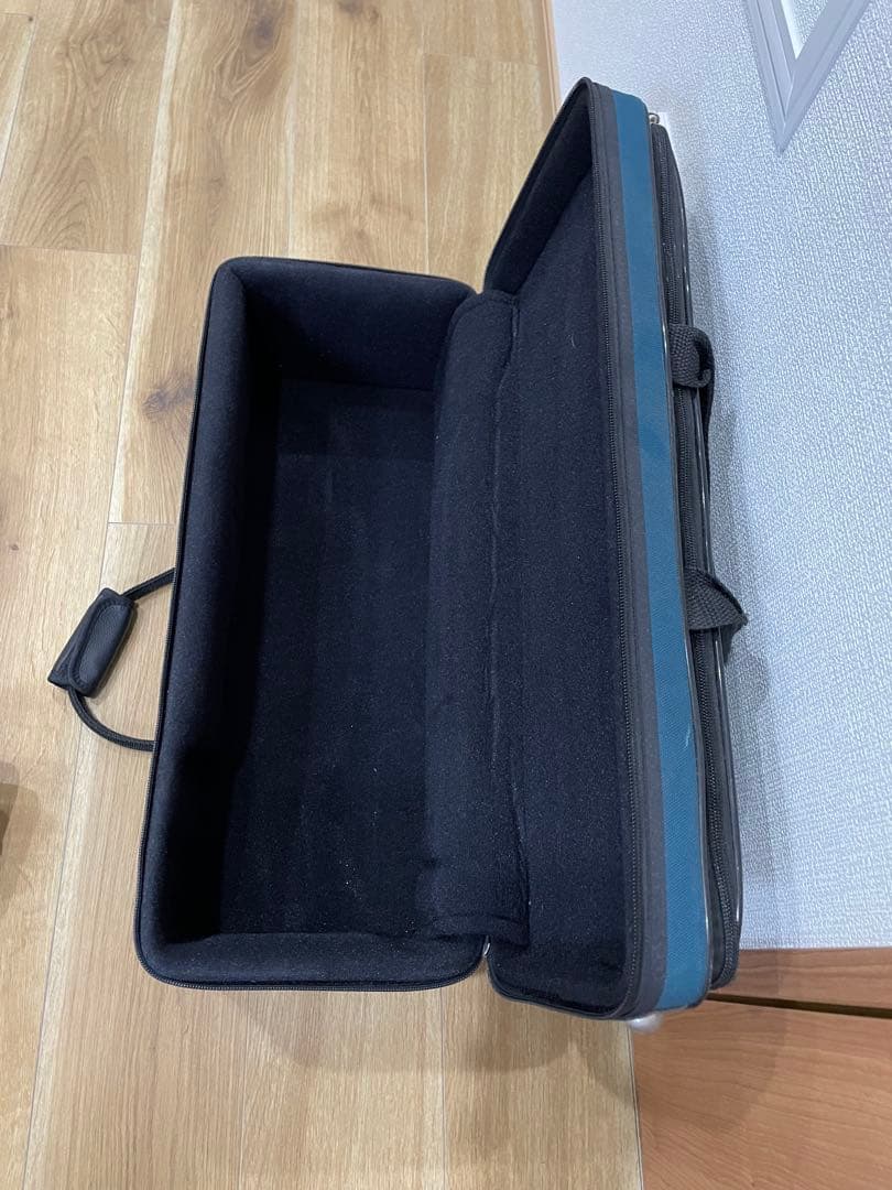 トランペットケース 青 バックパックストラップ付き