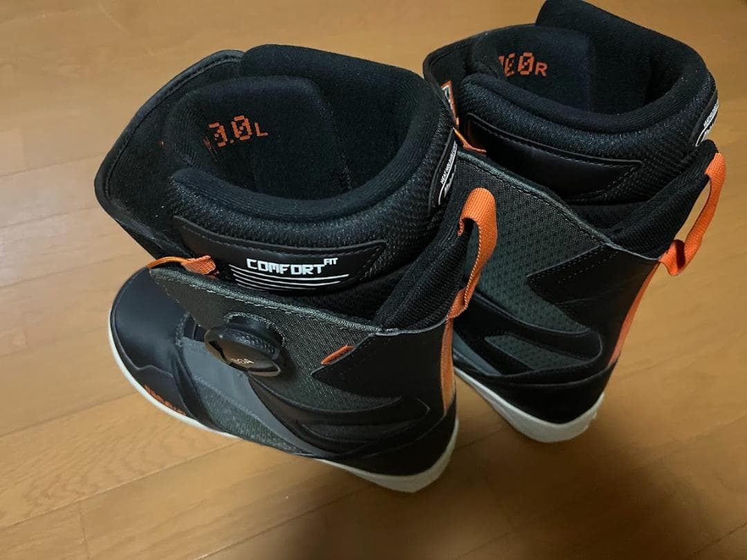 【年末値引き中！】22-23 thirtytwo STW DOUBLE BOA