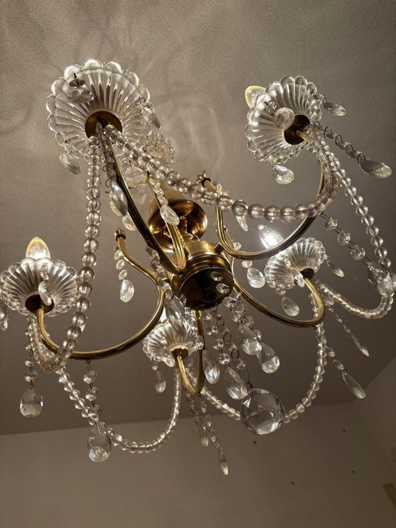 ゴージャス シャンデリア 5灯 替え電球1個付き