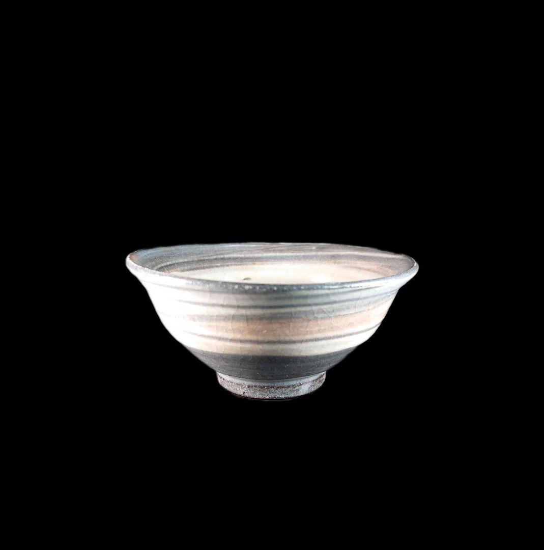 ■唐津焼 巨匠中里重利 刷毛目盃 紐付き共箱、印あり共布、栞三枚全揃い ぐい呑み