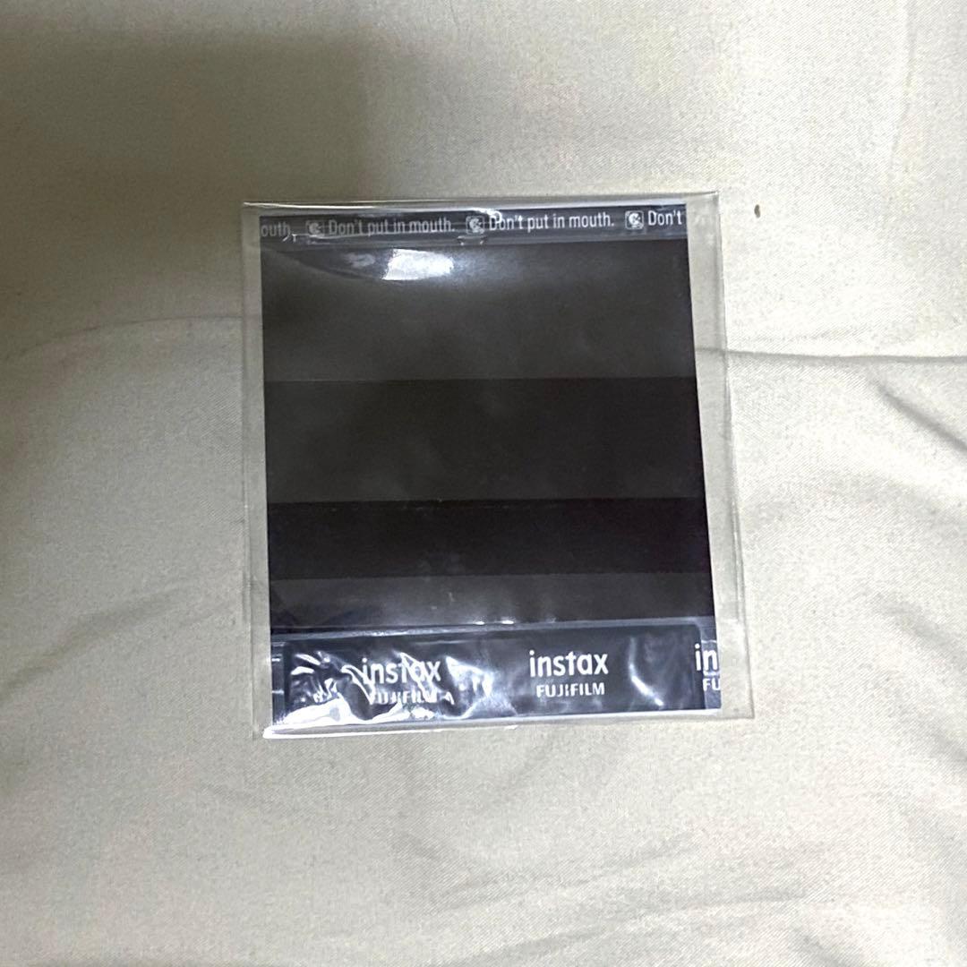 DKB イチャンE-CHAN 直筆サイン入りチェキポラロイドだくび이찬