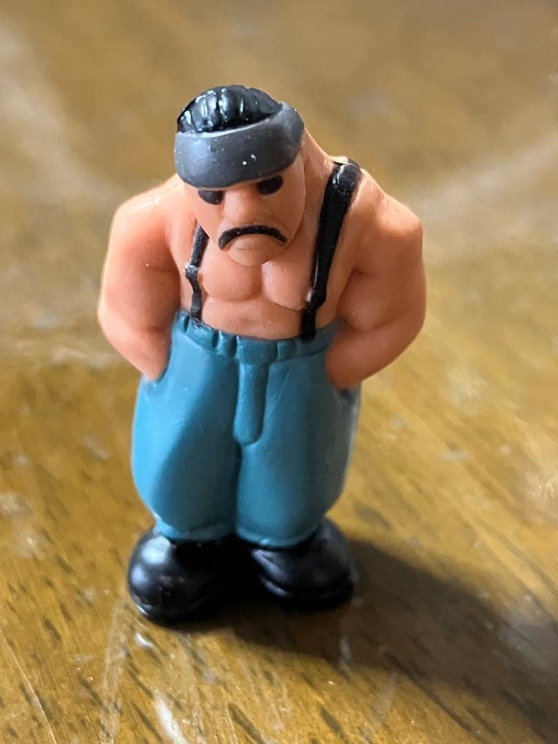 '81 Cadillac Coupe DeVille 1:64 Revell他