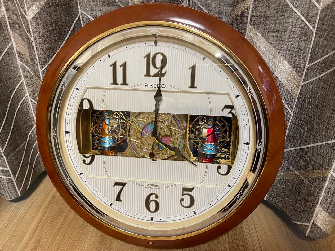 セイコー　SEIKO からくり時計　電波時計 RE559B