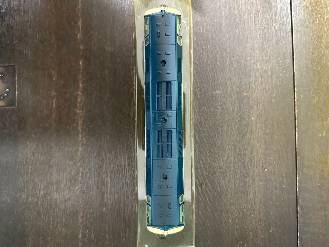 TRIX HOスケール BR221ディーゼル機関車 / DB 221 118-3