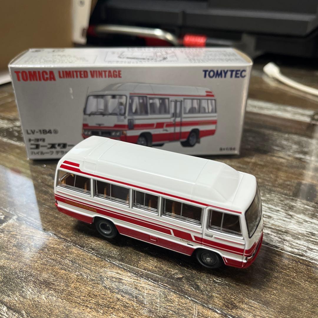 トミカリミテッドヴィンテージ　コースター　ハイルーフ　デラックス車　バス