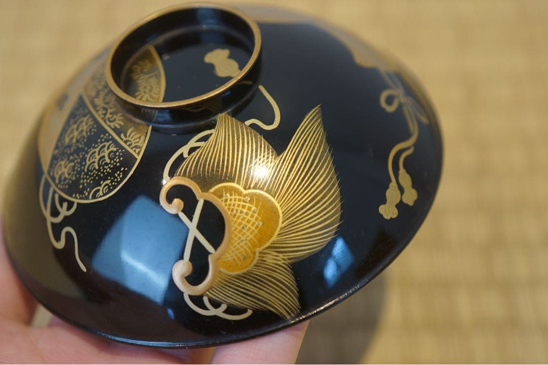 金蒔絵・螺鈿細工 宝尽くし文様 黒漆 吸物椀 2客 軽量 / 木製漆器 茶懐石