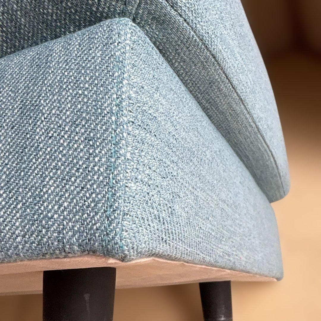 ニトリ　スツール　オットマン　ターコイズブルー色