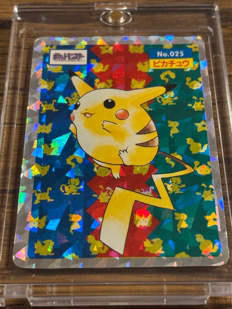 ピカチュウ　キラ　枠ズレ　トップサン　ポケモンカード