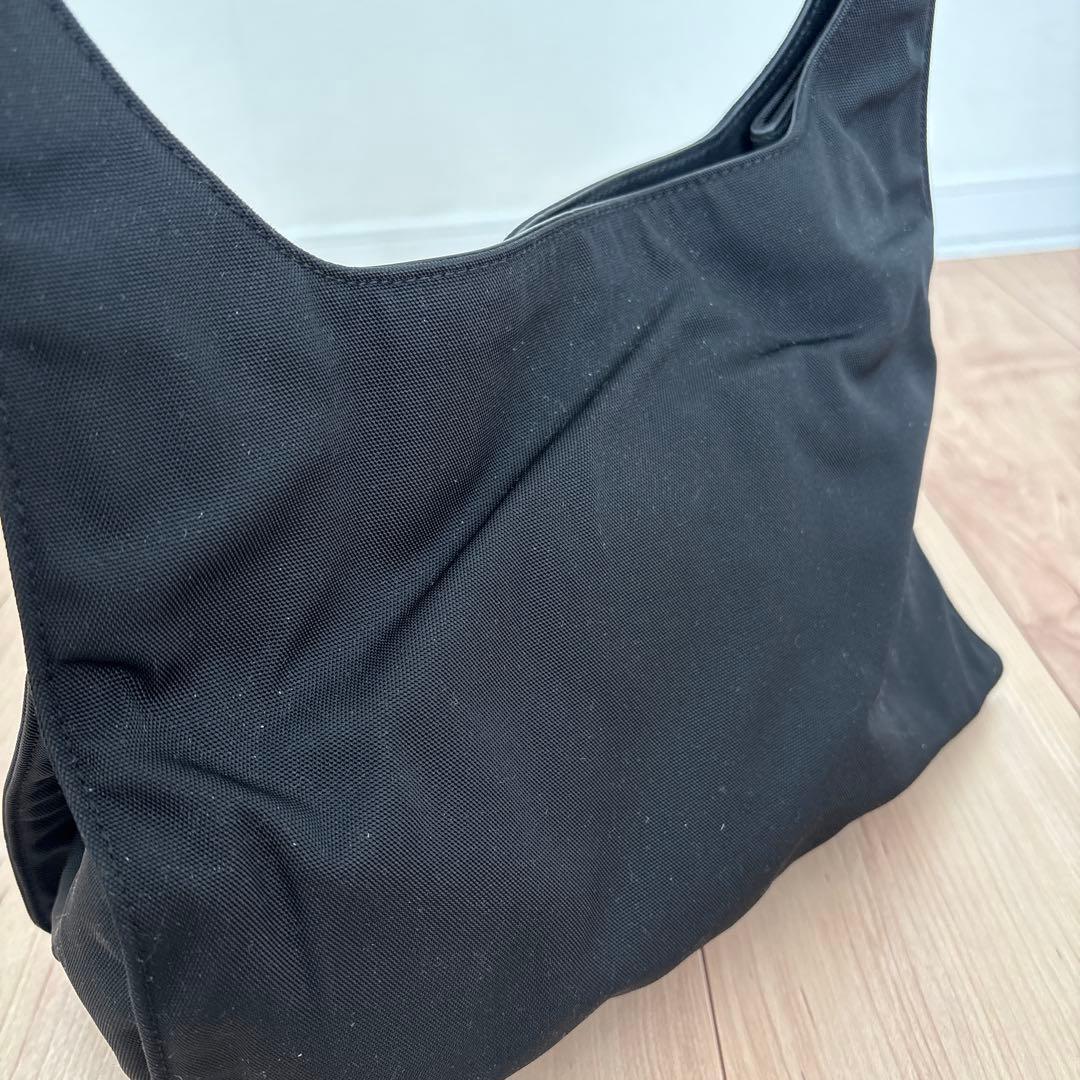 GUCCI グッチ ナイロン×レザー 肩掛けバッグ ワンショルダー　黒