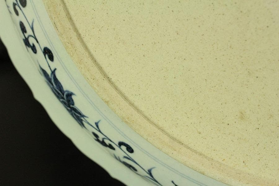 中国美術 青花蓮花紋皿 φ47cm 故宮博物院(ZE472)