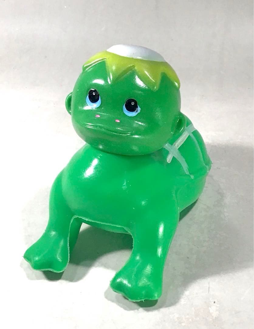 昭和レトロ ハイハイ 河童 赤ちゃん 人形 妖怪 お化け 駄玩具 ソフビ 黄緑