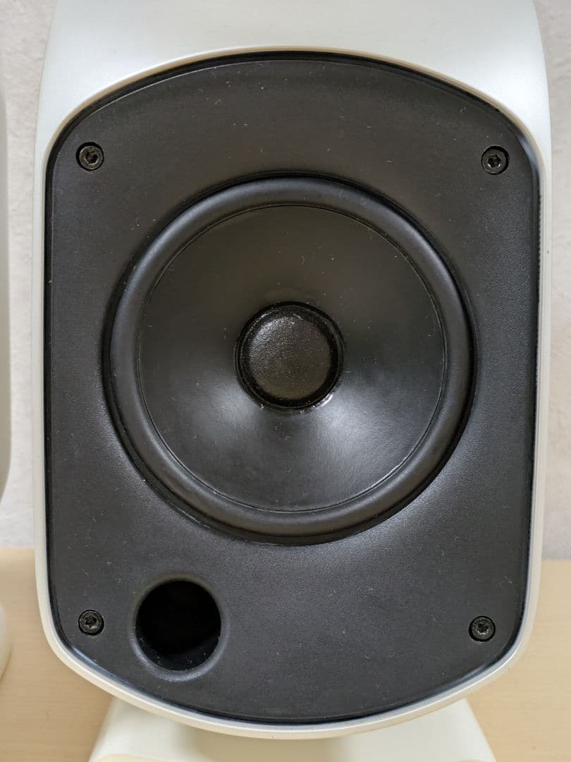 B＆W　小型ブックシェルフ《LM1》まだまだ使えます！