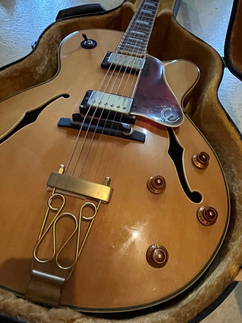 ジ*ー様 Epiphone Joe Pass フルアコ ナチュラル ハードケース