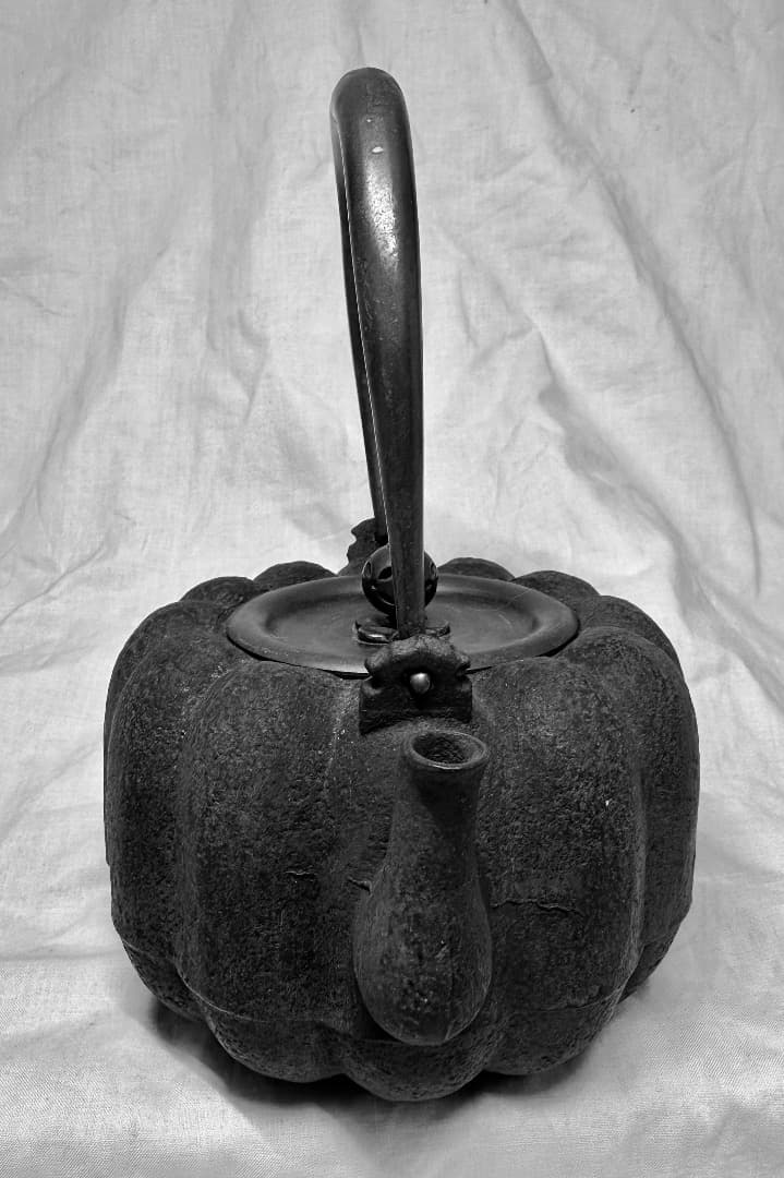 砂鉄・龍文堂鉄瓶・かぼちゃ型・銅手・銅蓋 - メルカリ