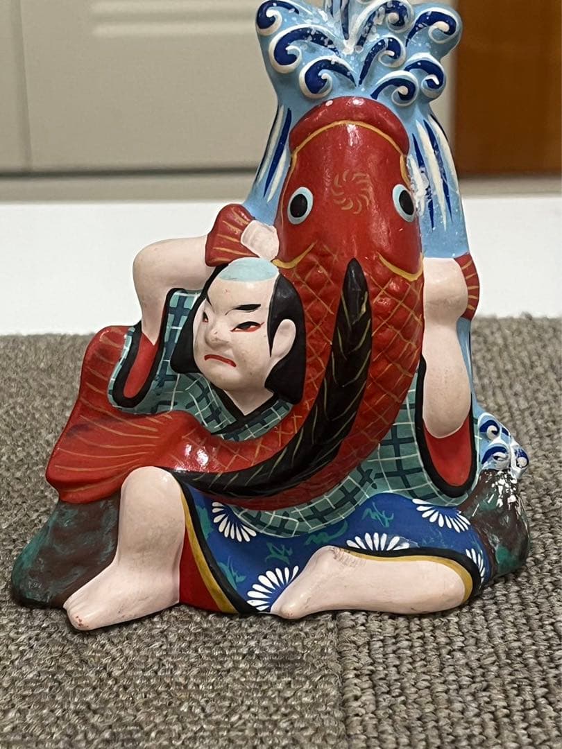 堤人形 鯉の滝登り 佐藤吉夫 飾り台付 仙台 つかみ人形 在銘 土人形