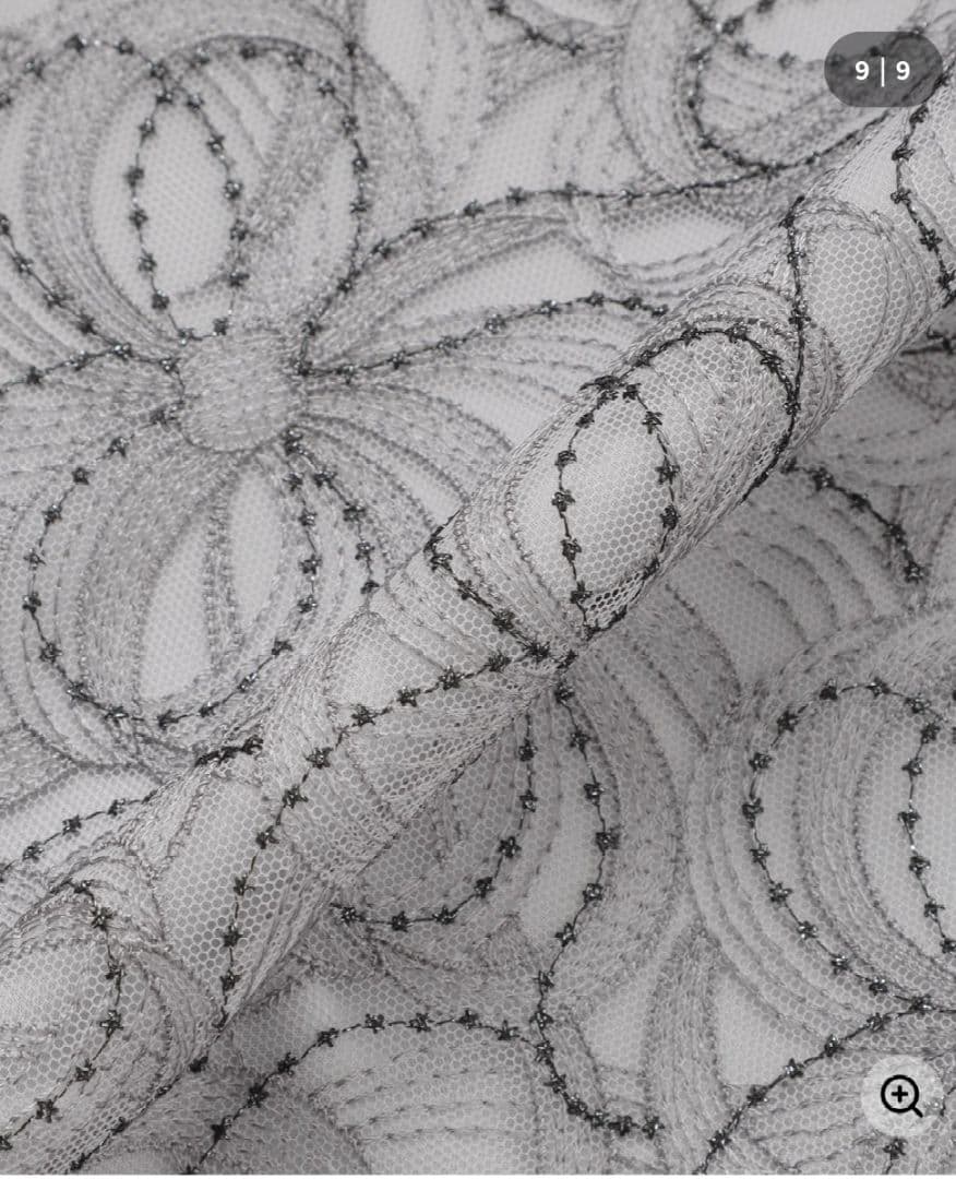 美品 2024AW【トゥービーシック】リボン刺しゅう チュールスカート