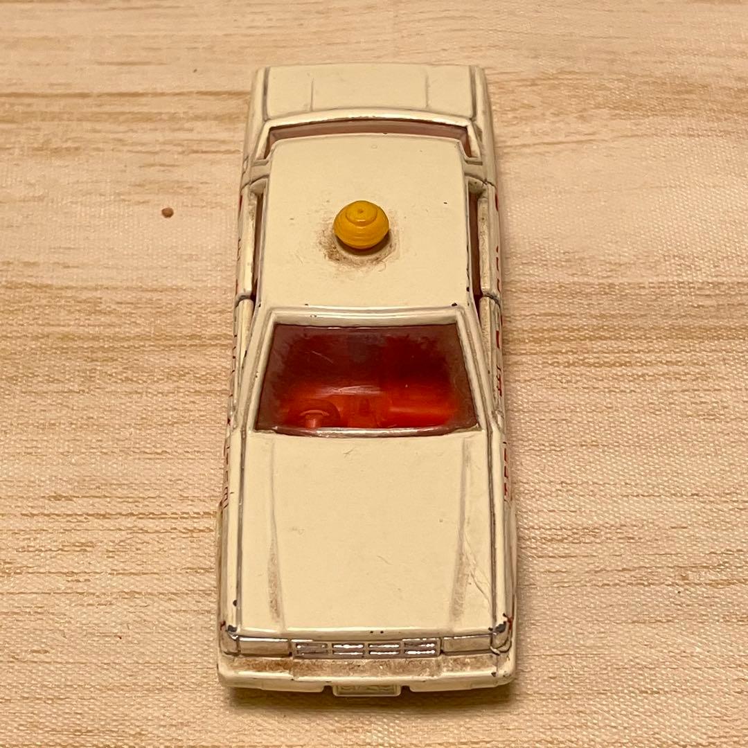 トミカ 日産セドリック 4ドア H.T サトウタクシー No.13 1/65