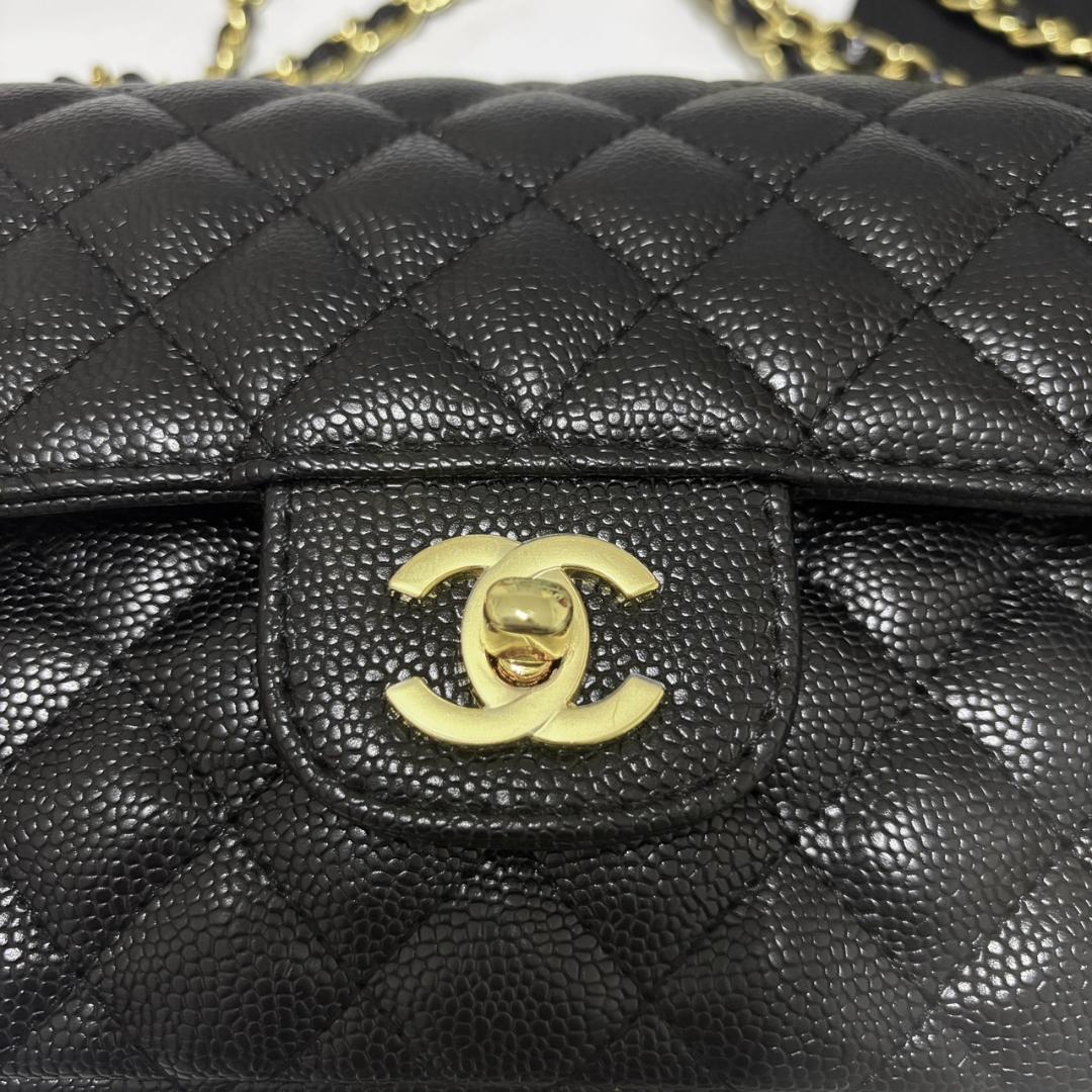 CHANEL ノベルティギフト ショルダー バック マトラッセ　チェーン