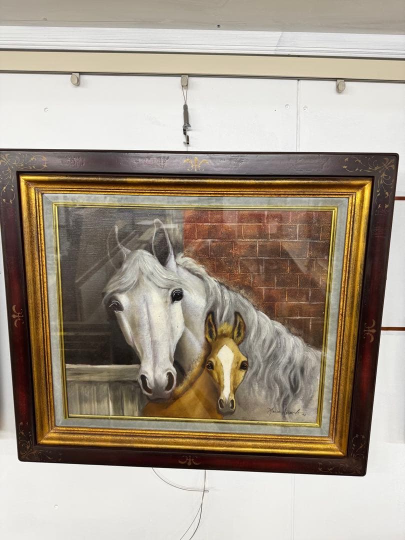 馬の油彩画 茶色と金色の額縁付き　F8号 新品未使用 レトロ ヴィンテージ オールド な豪華装飾金額縁 木製フレーム (油彩