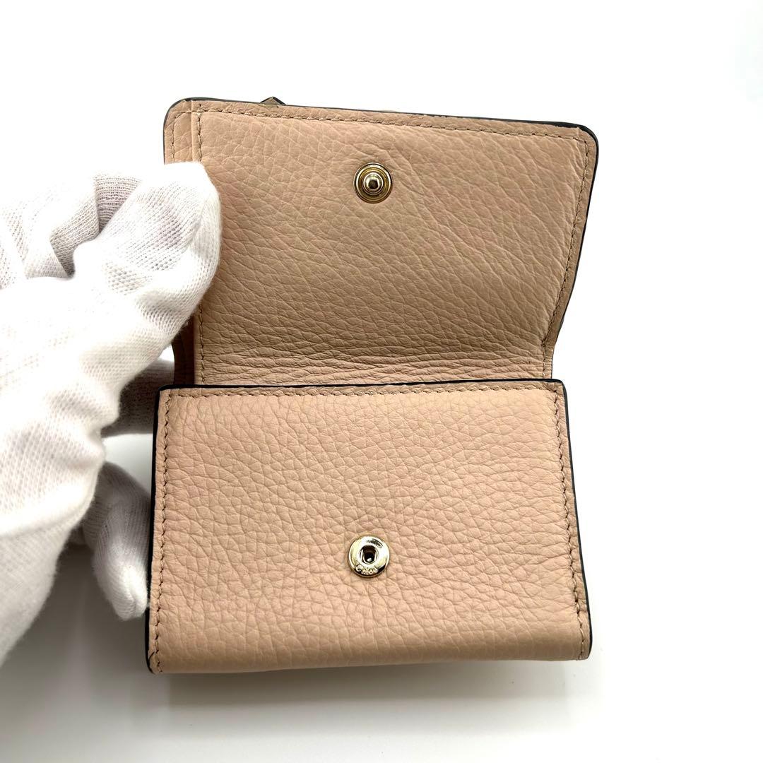 ✨極上美品・箱保存袋付き✨　クロエ　三つ折り　アルファベット　チャーム　レザー