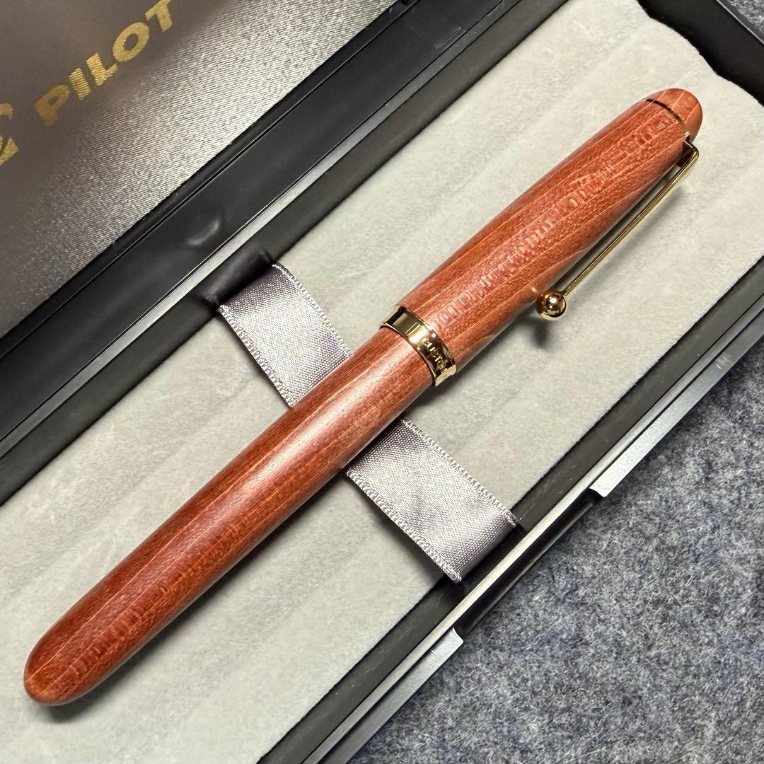 パイロット万年筆 カスタム 楓(かえで)　CUSTOM MAPLE 〈M〉 中字