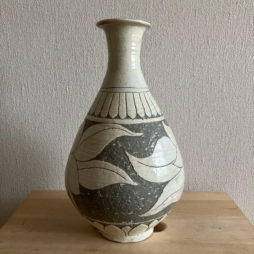 有光武元　かき落とし花瓶　大洞陶房