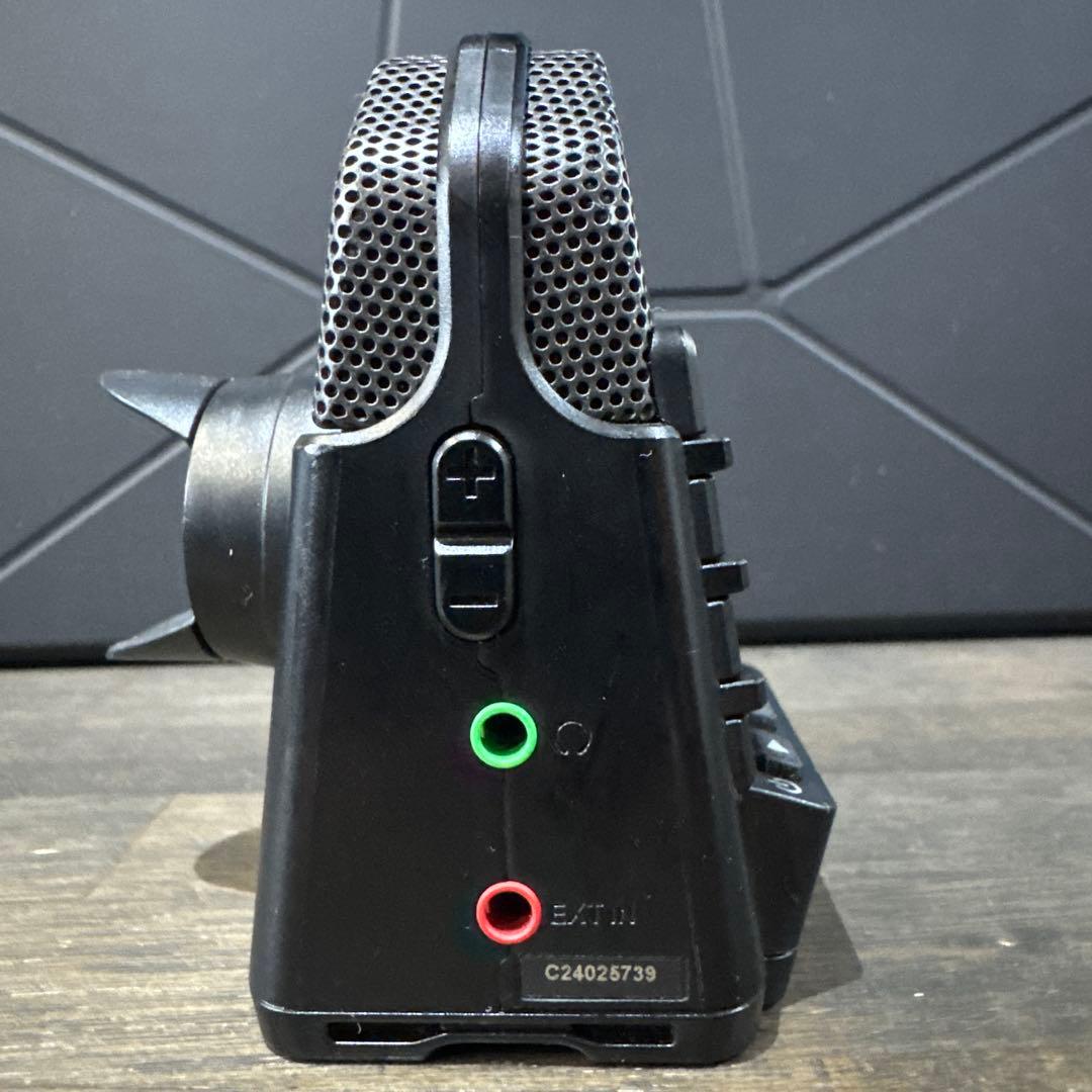 ハンディビデオレコーダー ZOOM Q2n 4K