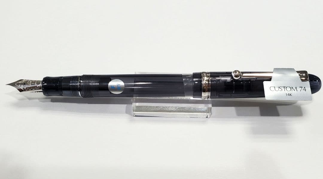 廃盤】パイロット カスタム74 万年筆(F) 14K 透明軸ブラック 文房具