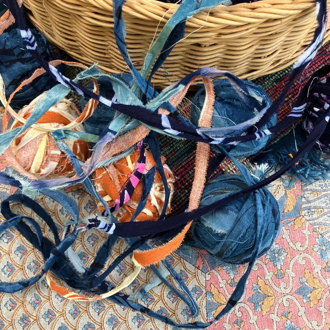 ツナ様おまとめ藍染め　裂き布糸玉　大量version 期間限定　特割価格‼️