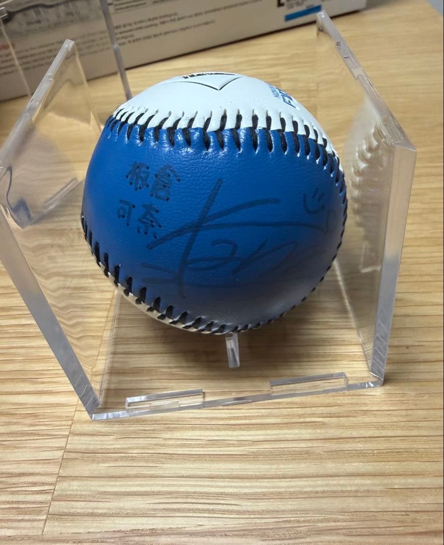 A*a様 CUTIE STREET きゅーすと　板倉可奈　エスコン サインボール