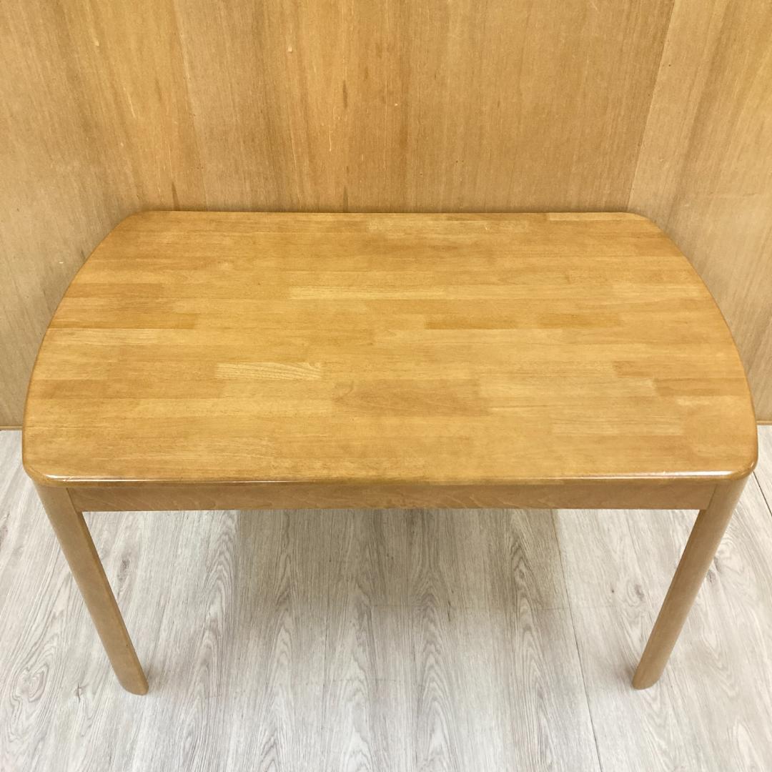 【カリモク】ダイニングテーブル　食卓　ナチュラル