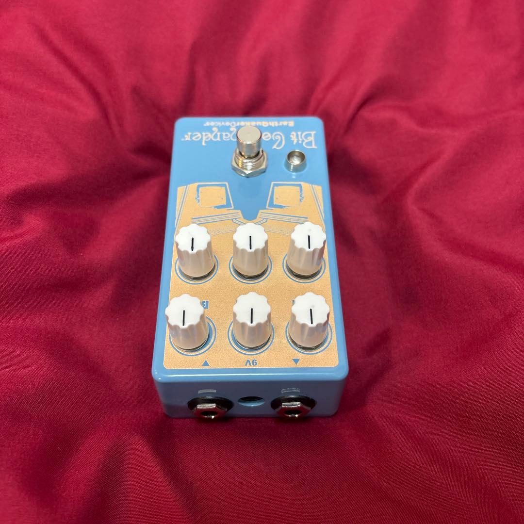 【ほぼ未使用】EARTHQUAKER DEVICES Bit Commander