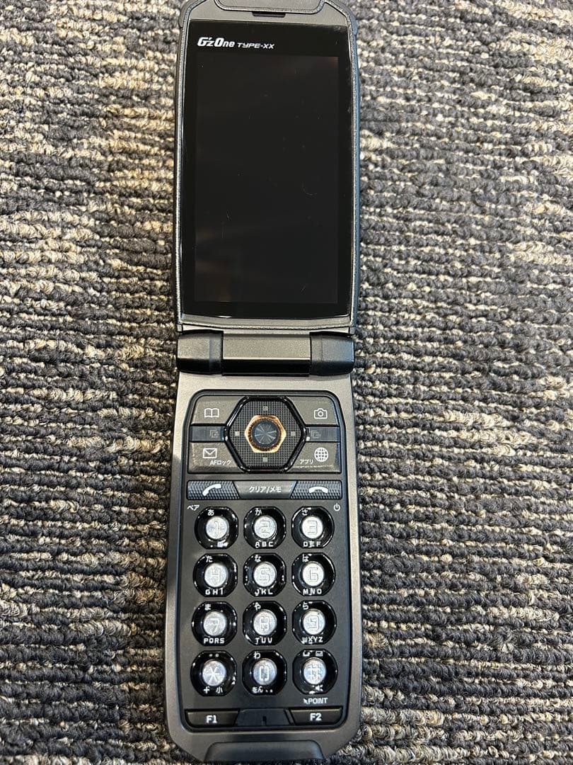 Gz One TYPE-XX 折りたたみ式携帯電話 本体 京セラ - au G'z One Type-XX