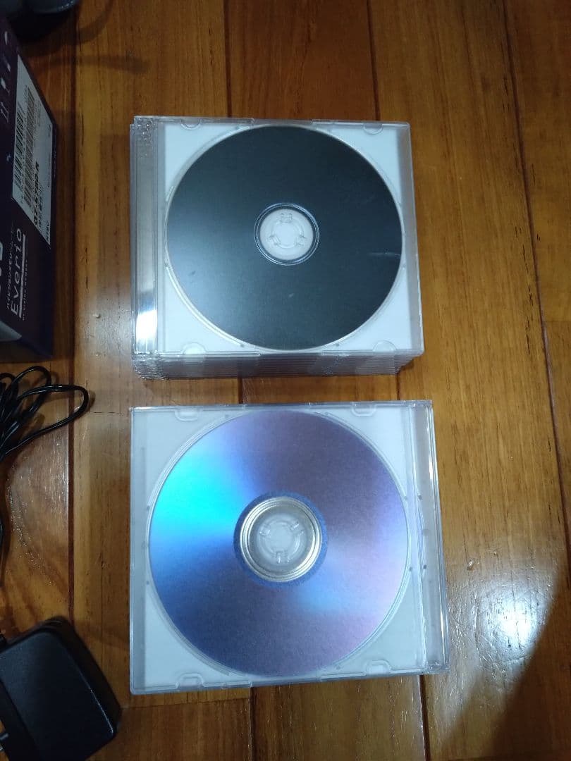 JVC Everio GZ-E780 フルHD ビデオカメラ レッド