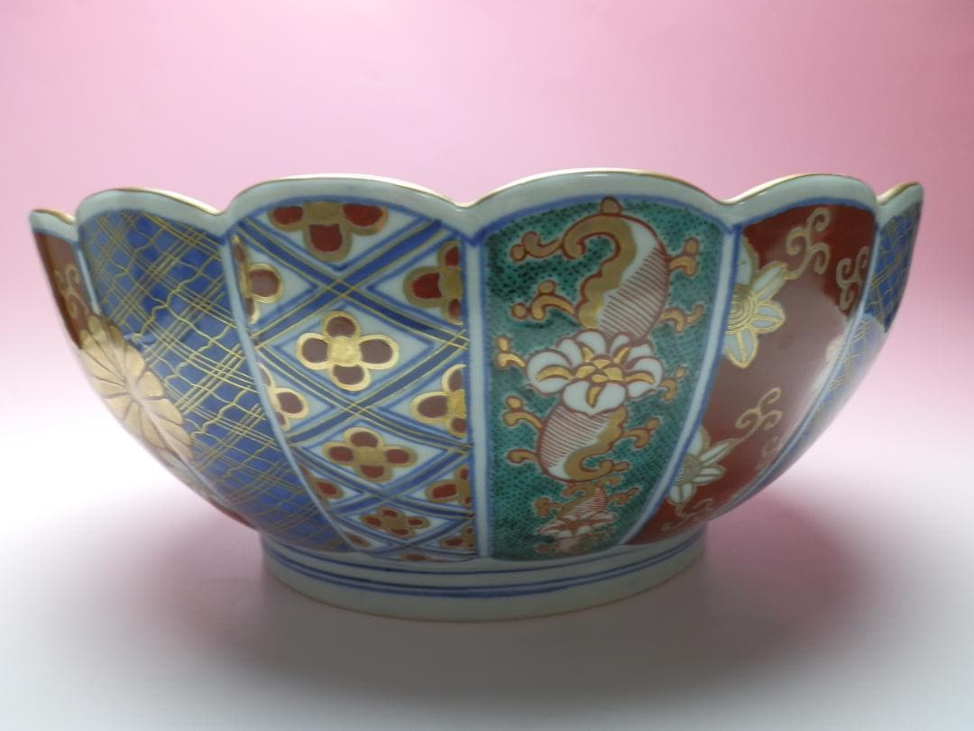 大聖寺伊万里 色絵 金彩 菊紋 菊形 特大鉢 奇玉宝鼎之珍銘 MO71208