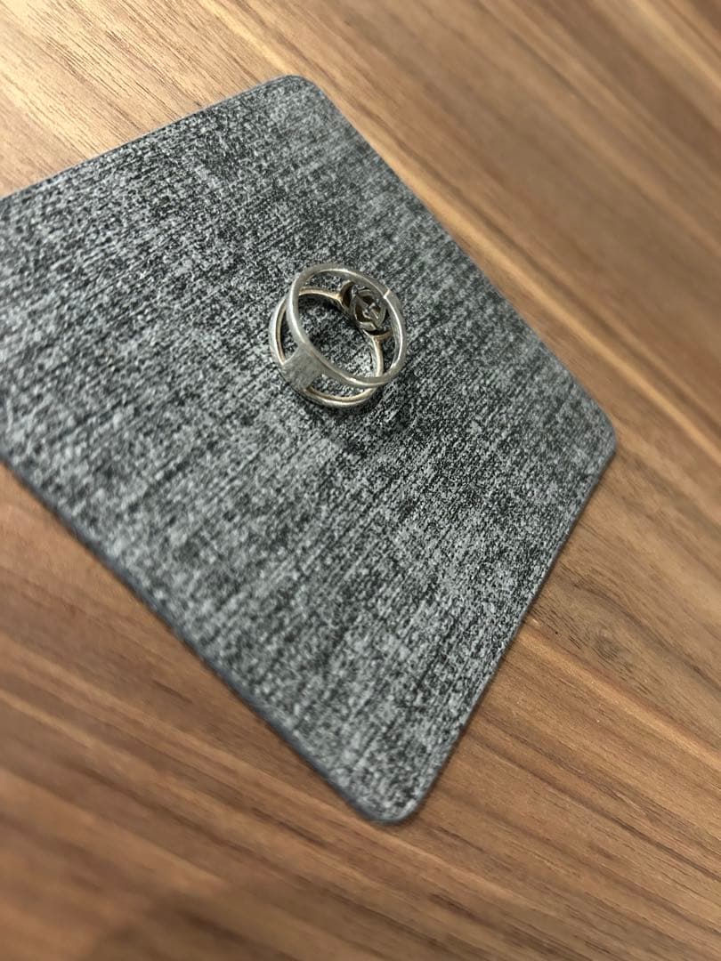 GUCCI シルバー インフィニティリング